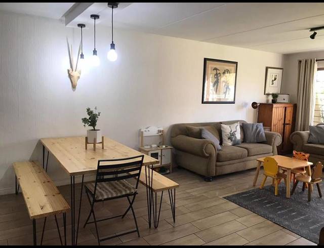 3 BEDROOM APARTMENT FOR SALE IN SUNNINGHILL